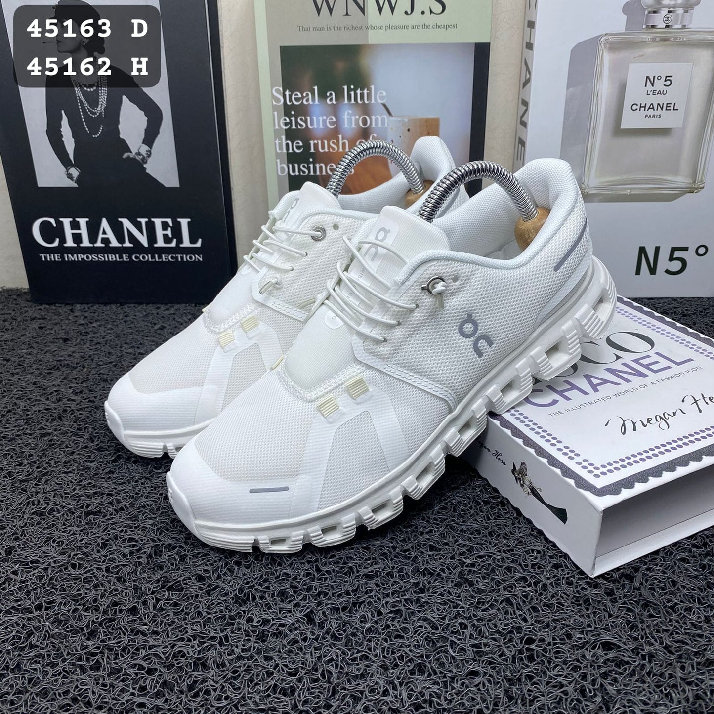 ON CLOUD BLANCO