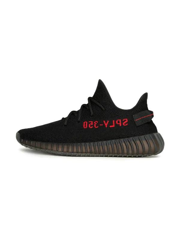 ADIDAS YEEZY 350 NEGRO LETRAS ROJAS