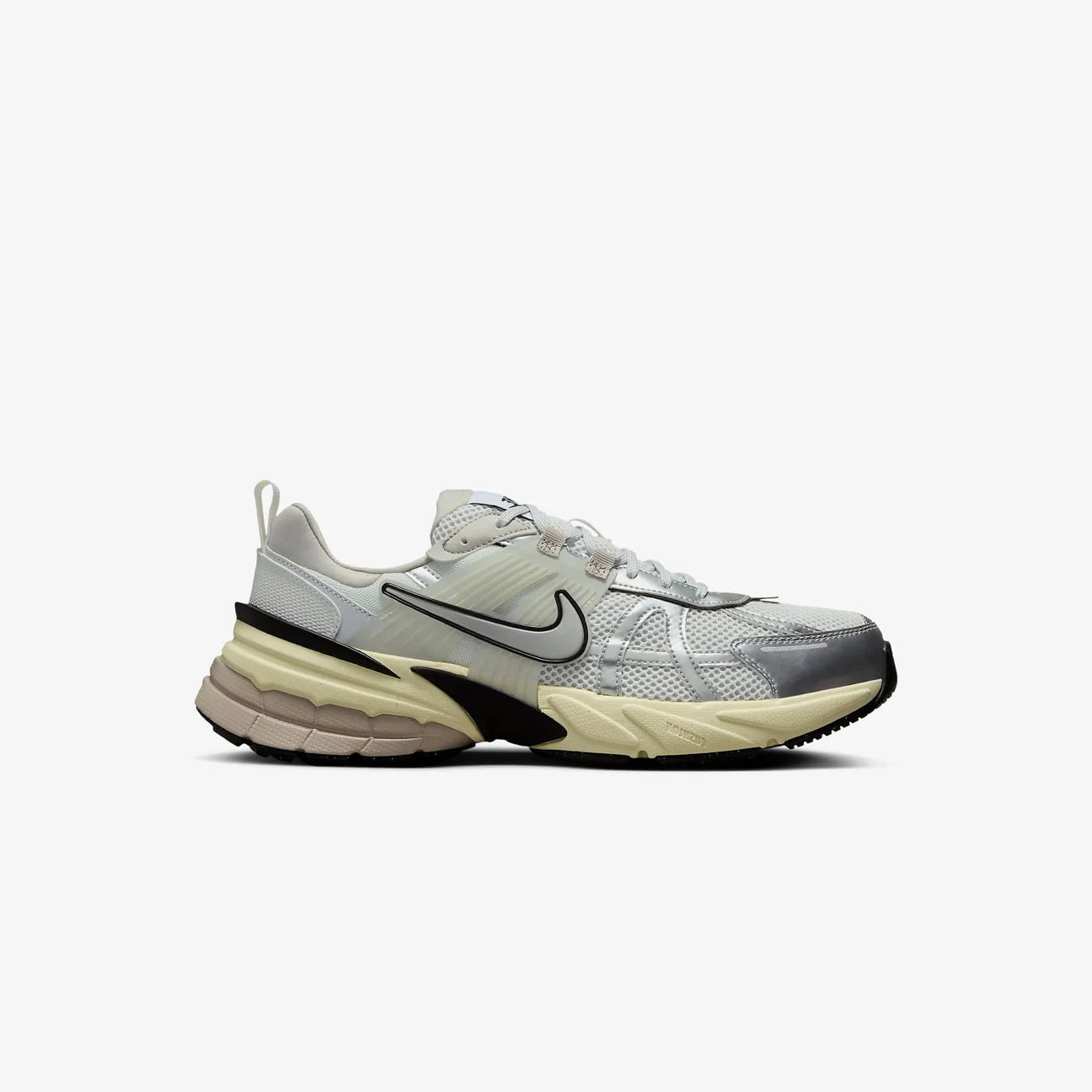 NIKE V2K RUN PURE