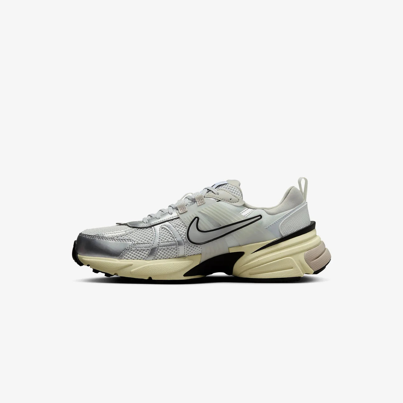 NIKE V2K RUN PURE