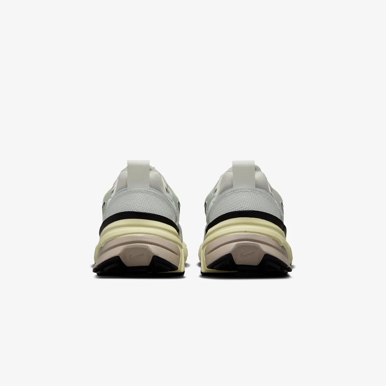NIKE V2K RUN PURE