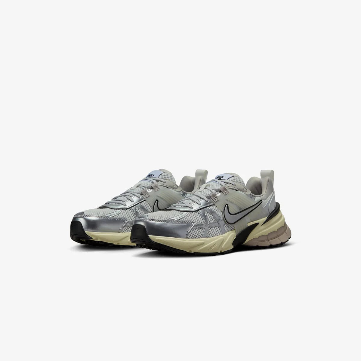 NIKE V2K RUN PURE