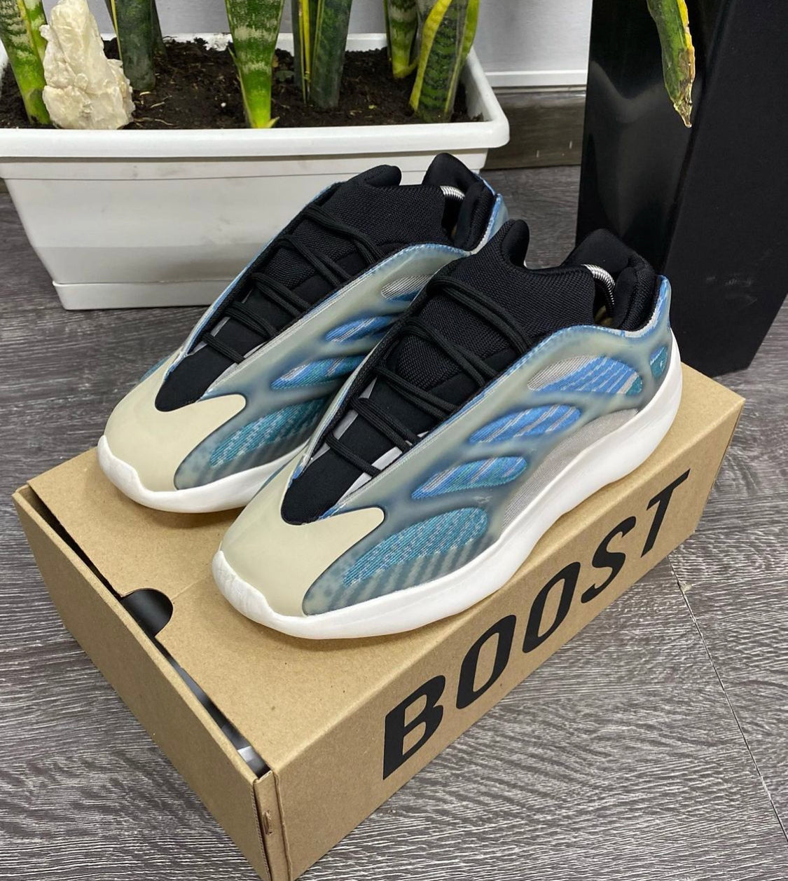 Adidas Yeezy 700 V3 Azareth Azul Fershop Ctg