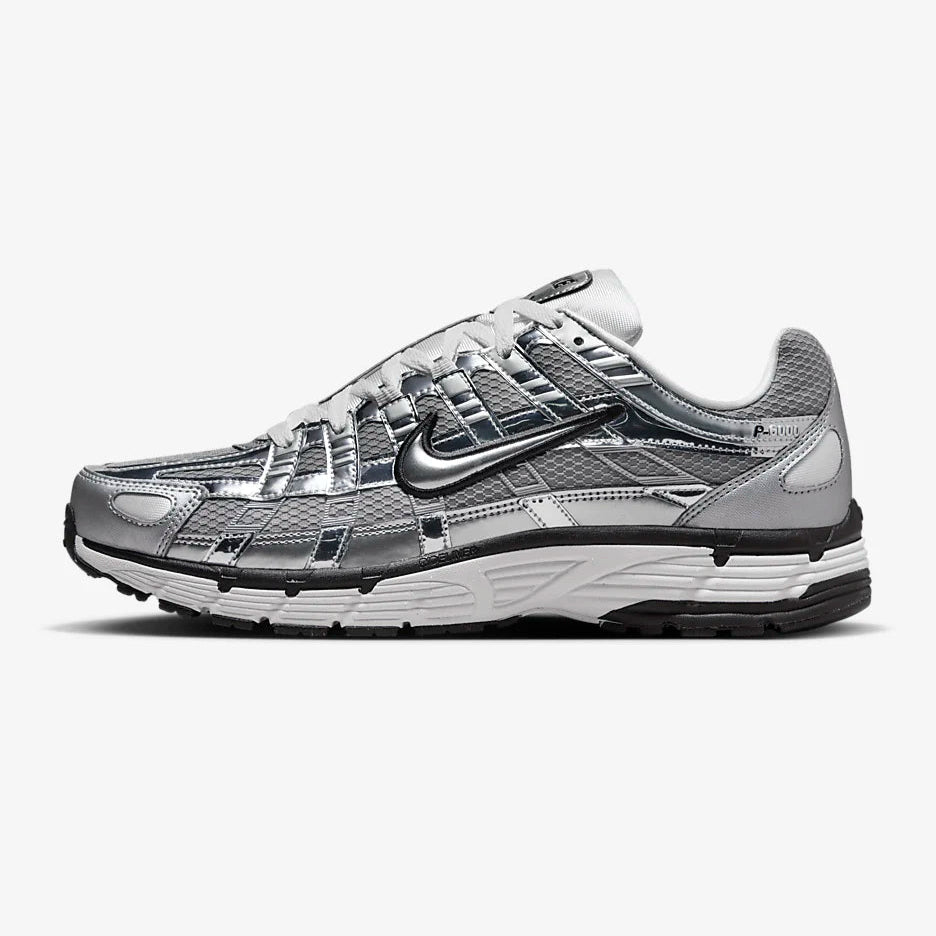 NIKE VOMERO P-6000 METALLIC SILVER