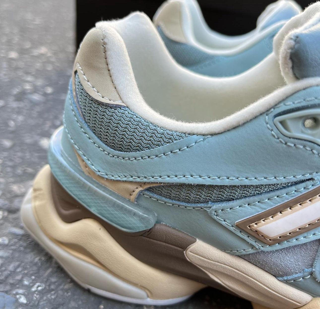 NEW BALANCE 9060 AZUL PASTEL