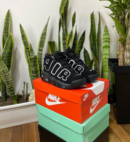 NIKE UPTEMPO NEGRO