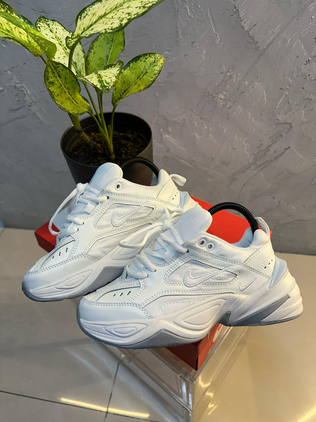NIKE TEKNO BLANCO
