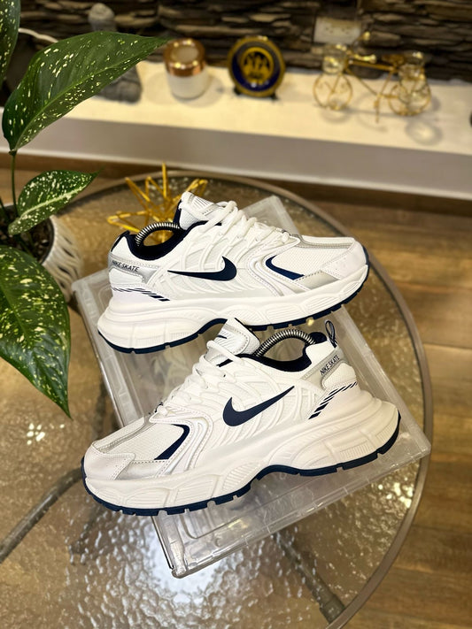 NIKE SAKATE BLANCO NEGRO