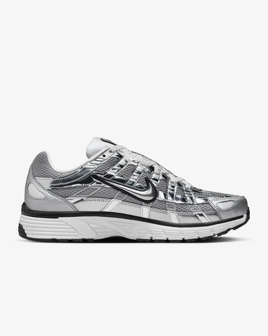 NIKE P6000 METALLIC SILVER