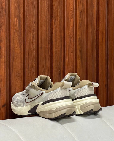 NIKE V2K CAFE