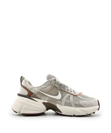 NIKE V2K VOMEO BEIGE