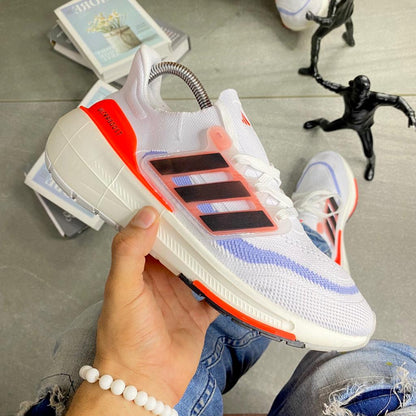 ADIDAS ULTRABOOST LIGHT BLANCO NARANJA