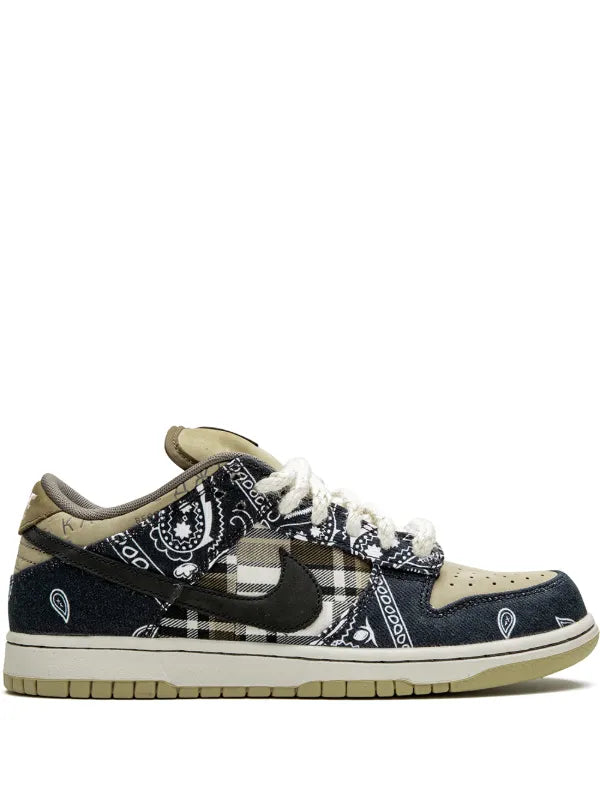 NIKE SB DUNK X TRAVIS SCOTT