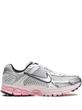 NIKE VOMERO 5 PLETEADO CON ROSADO