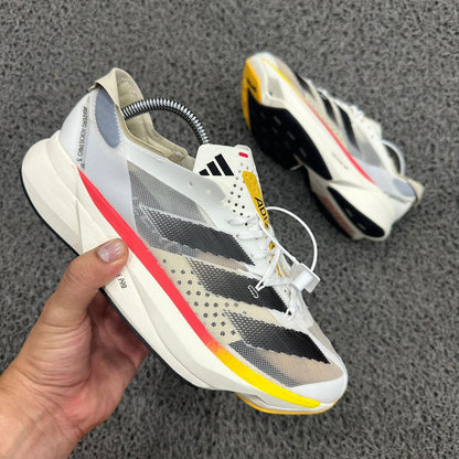 ADIZERO ADIOS PRO 3 BEIGE L NEGRA