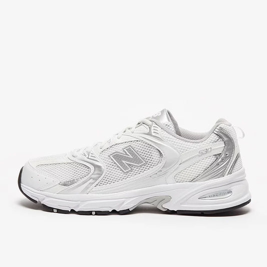 NEW BALANCE 530 PLATEADO
