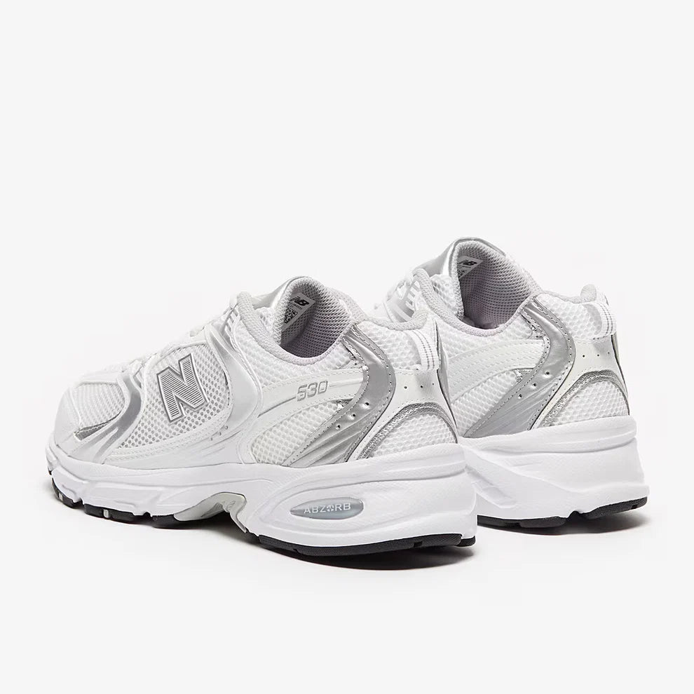 NEW BALANCE 530 PLATEADO