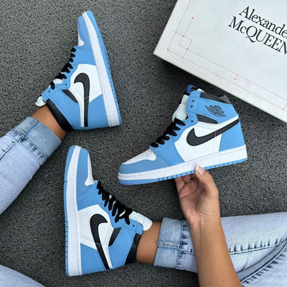 JORDAN RETRO 1 BLUE UNIVERSITY