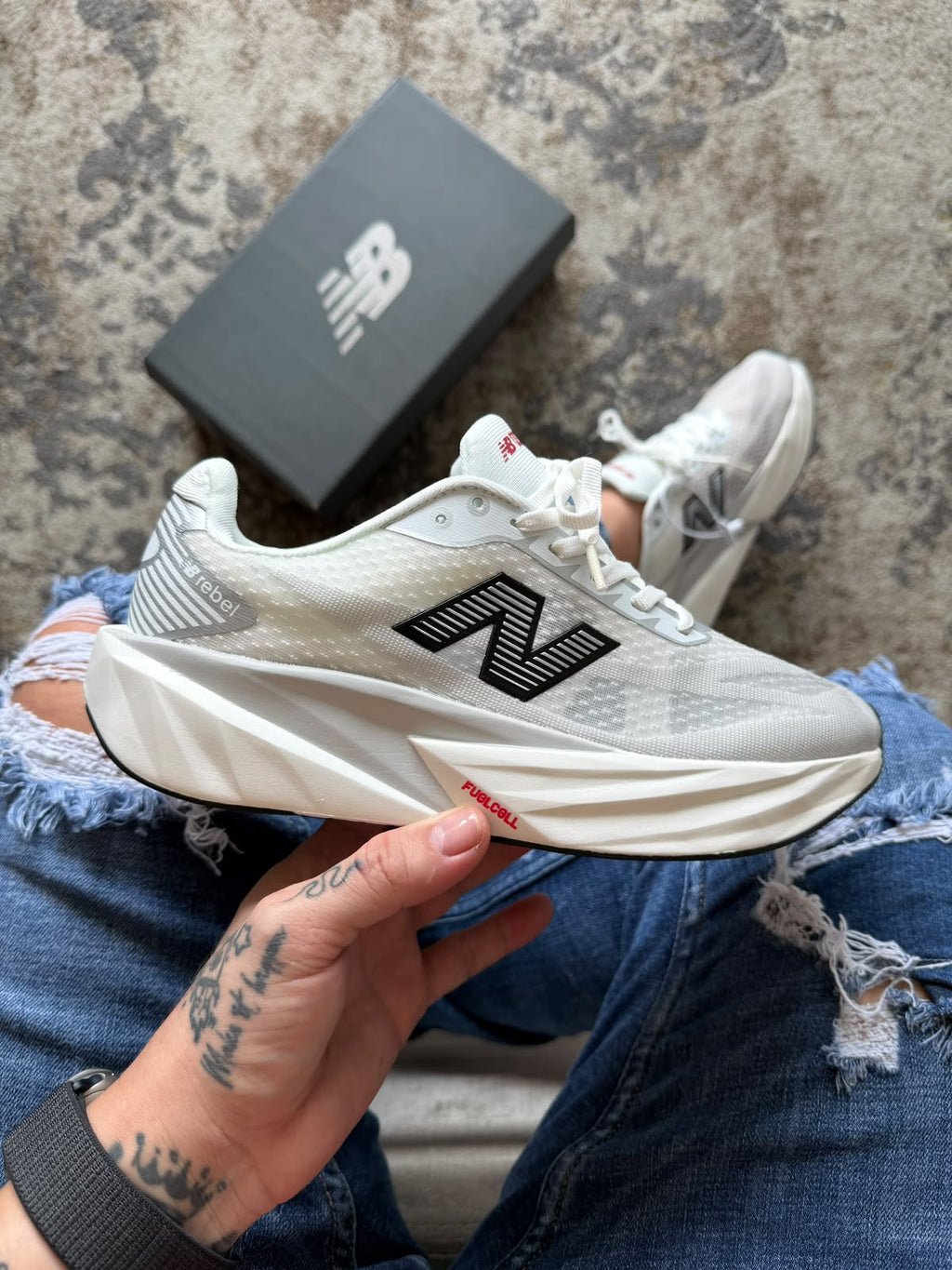 NEW BALANCE REBEL V5 BLANCO