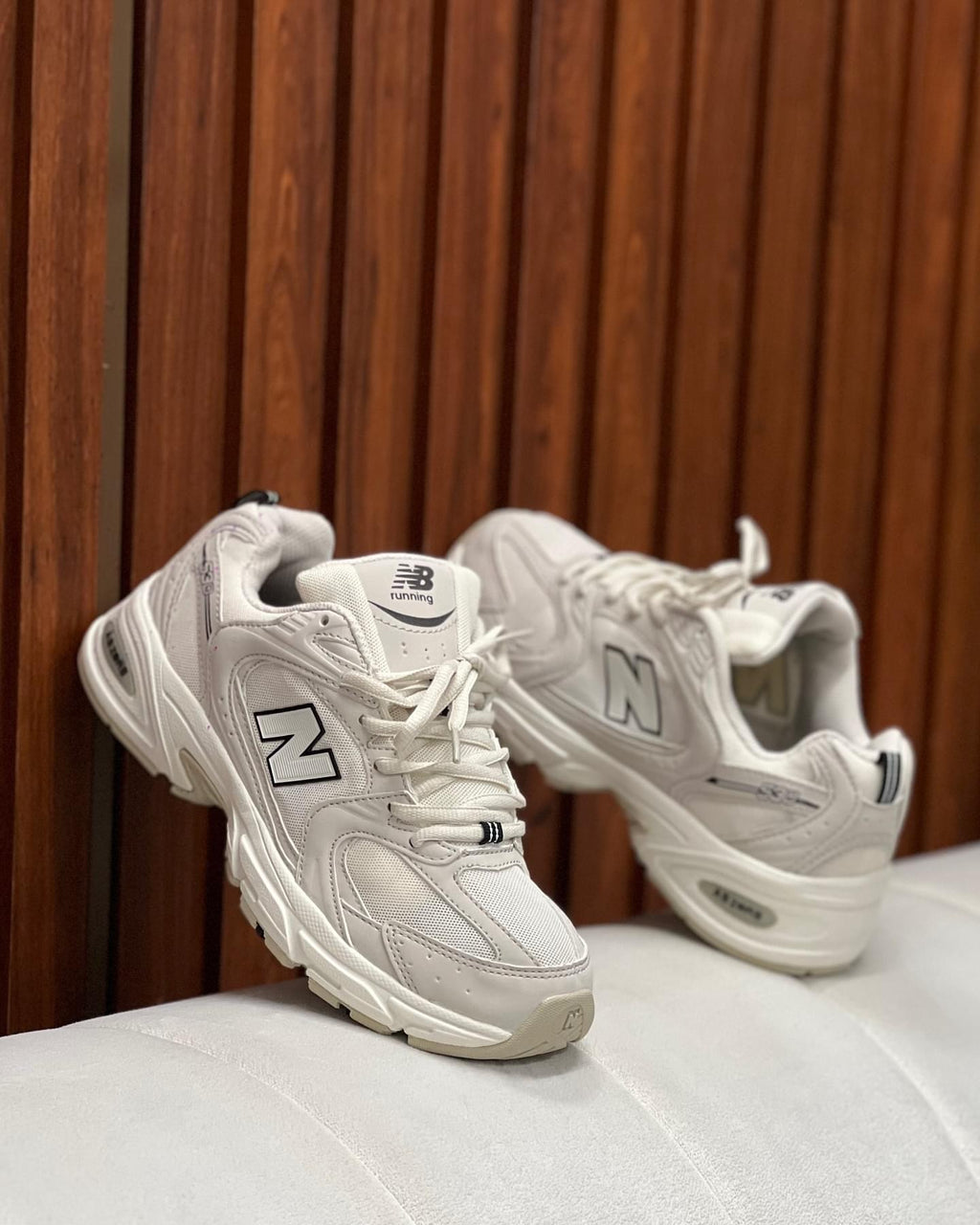NEW BALANCE 530 BEIGE