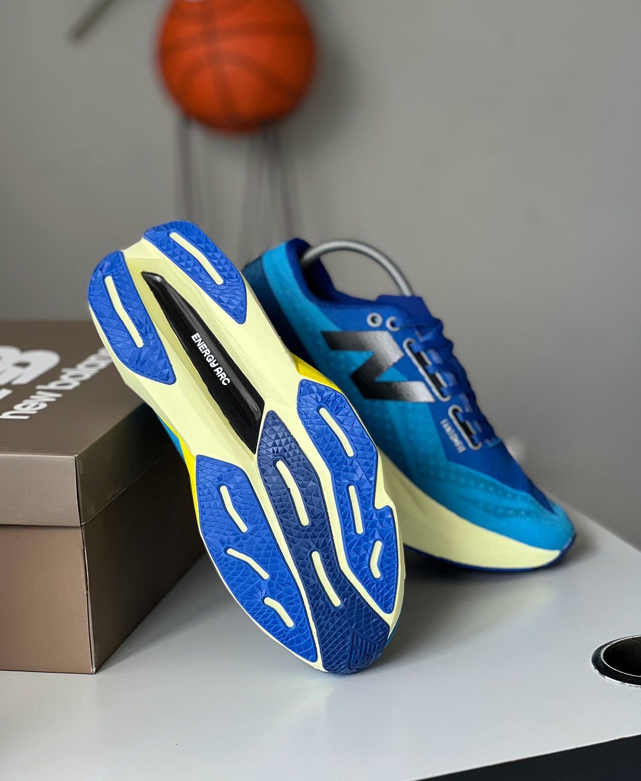 NEW BALANCE FUELCELL AZUL