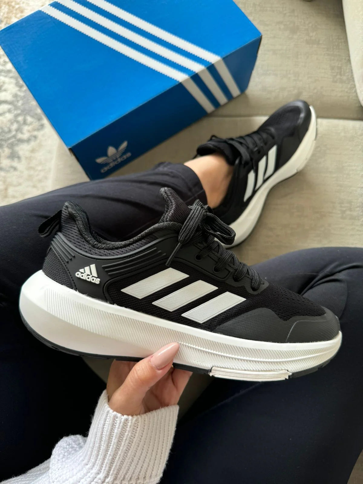 ADIDAS BOUNCE NEGRO