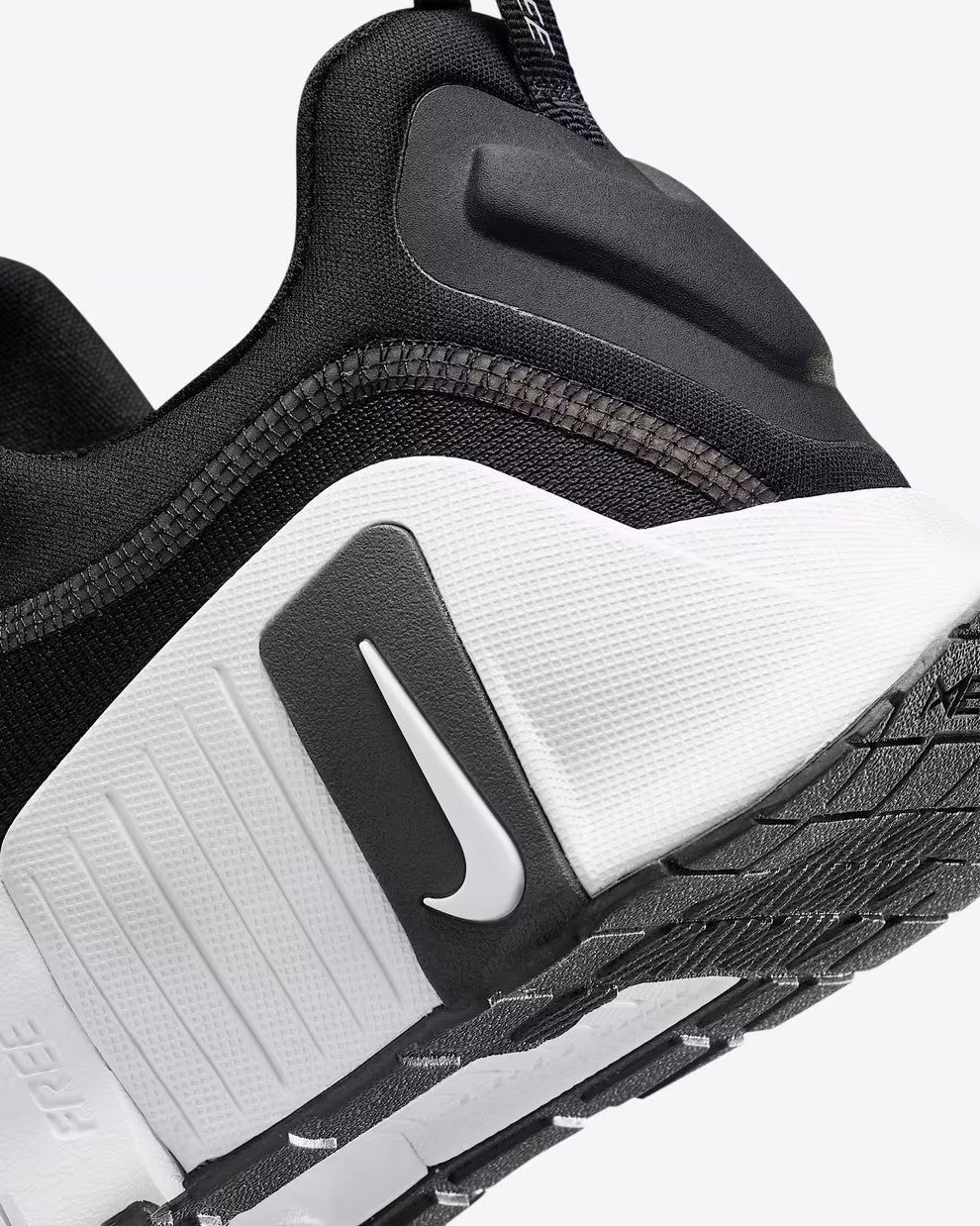 NIKE METCON 6 BLANCO NEGRO