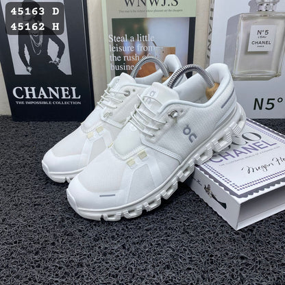 ON CLOUD BLANCO