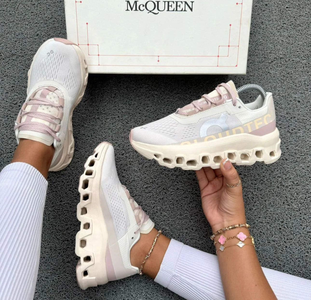 ON CLOUD PALO DE ROSA