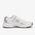 NEW BALANCE 530 PLATEADO