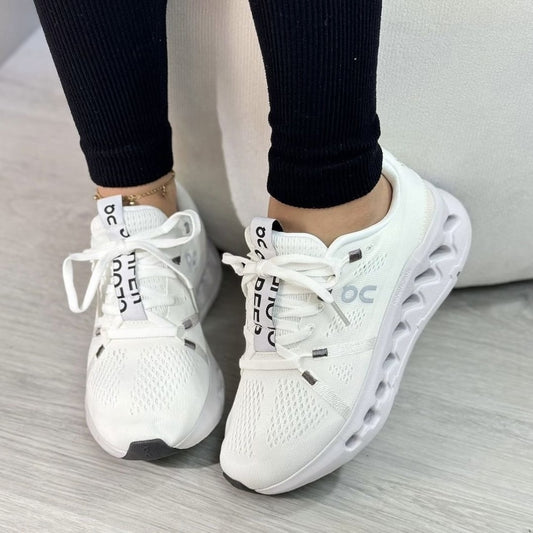 ON CLOUDSURFER WHITE