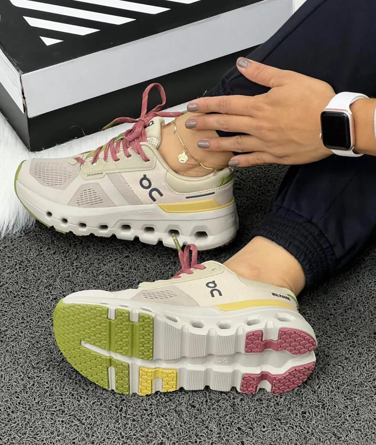 ON CLOUDTEC 2 BEIGE