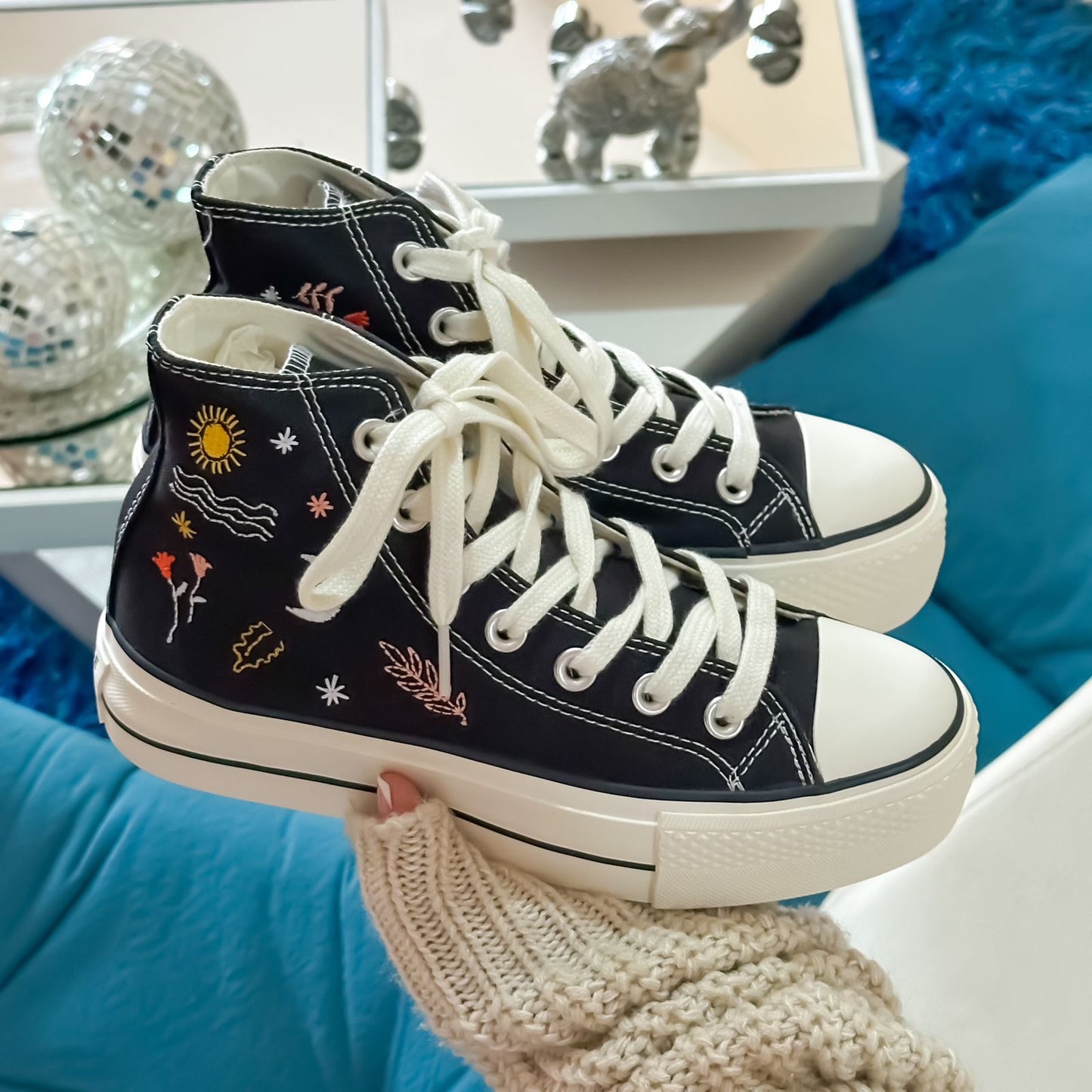 CONVERSE NEGRO ESTAMPADO