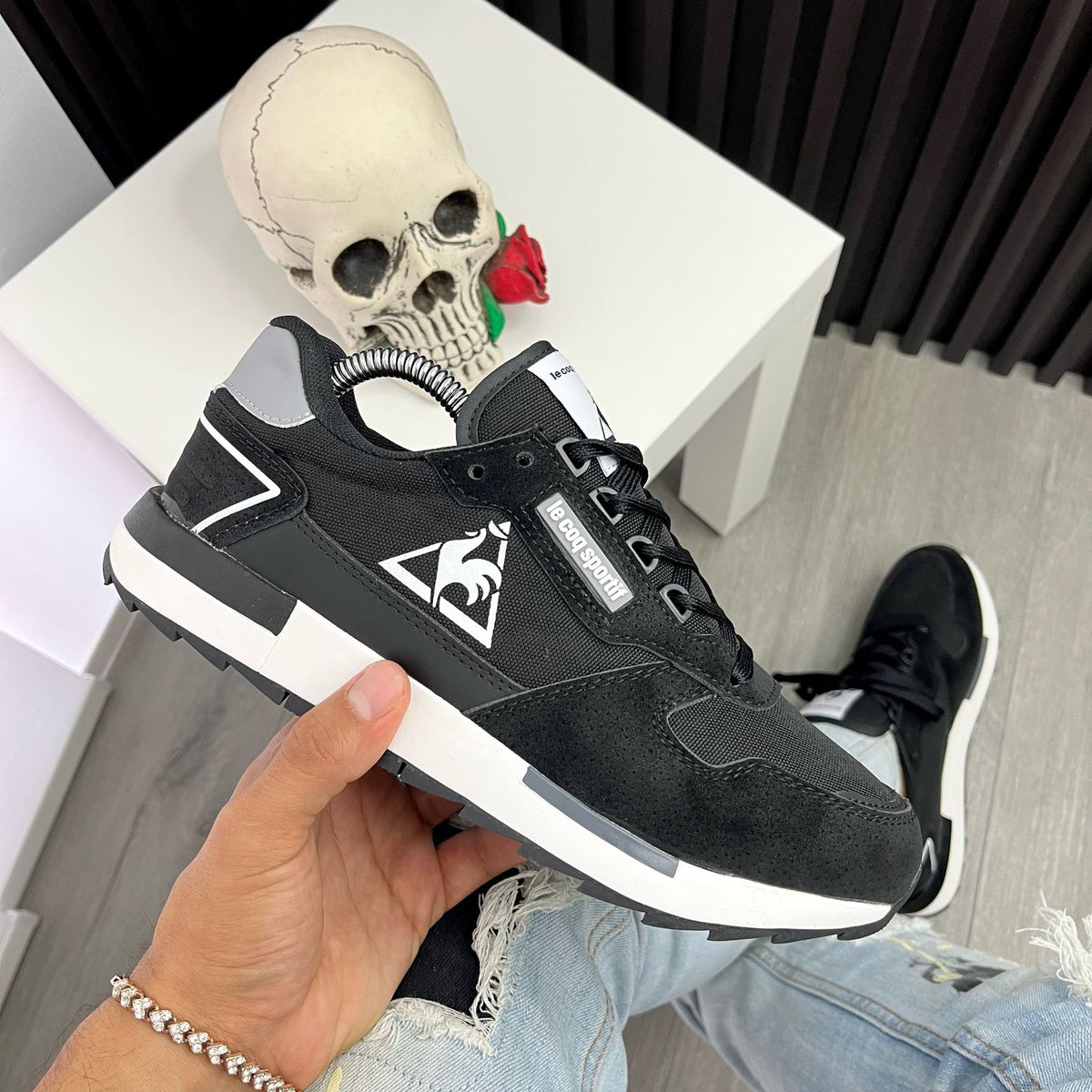 LE COQ SPORTIF NEGRO BLANCO