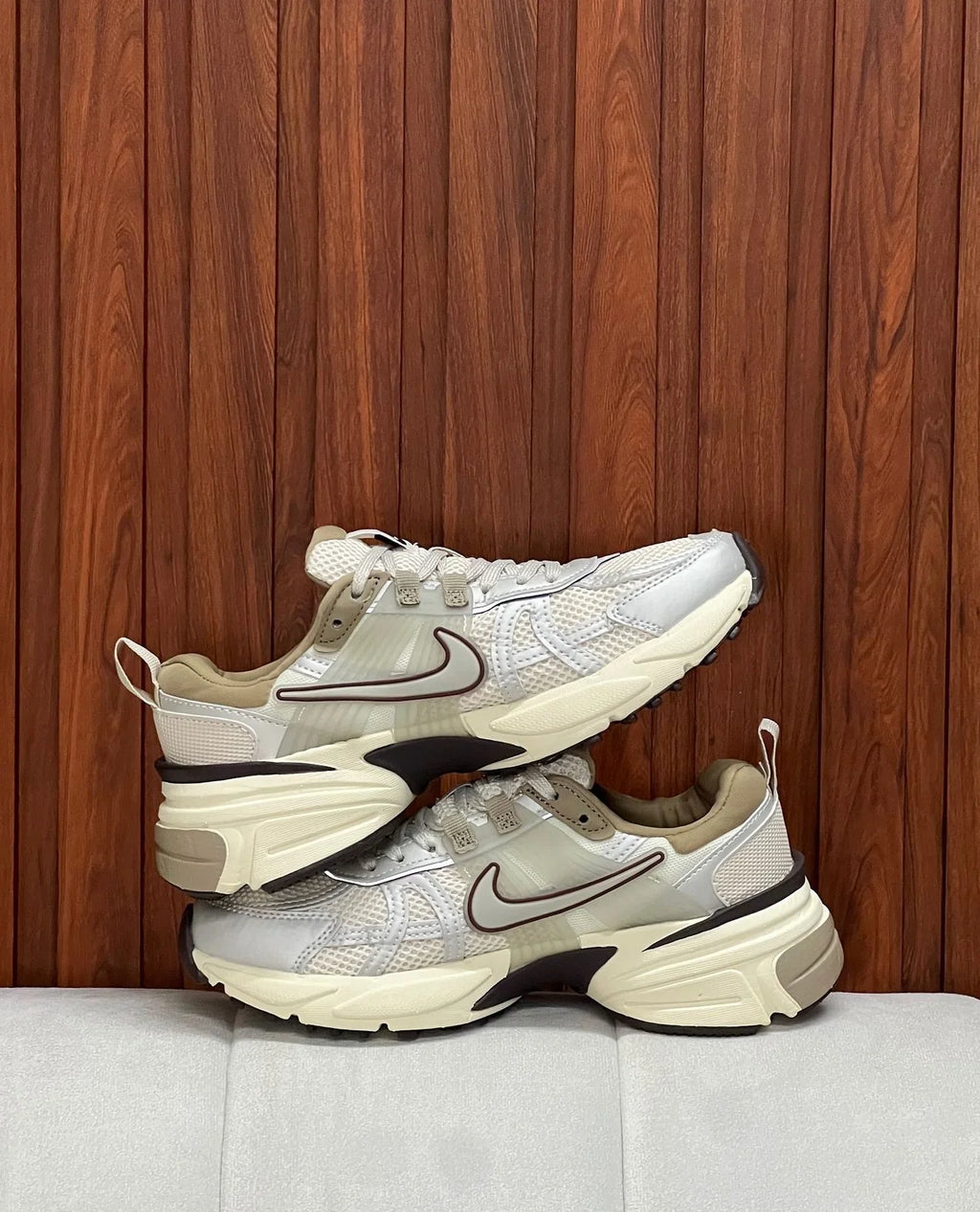 NIKE V2K CAFE