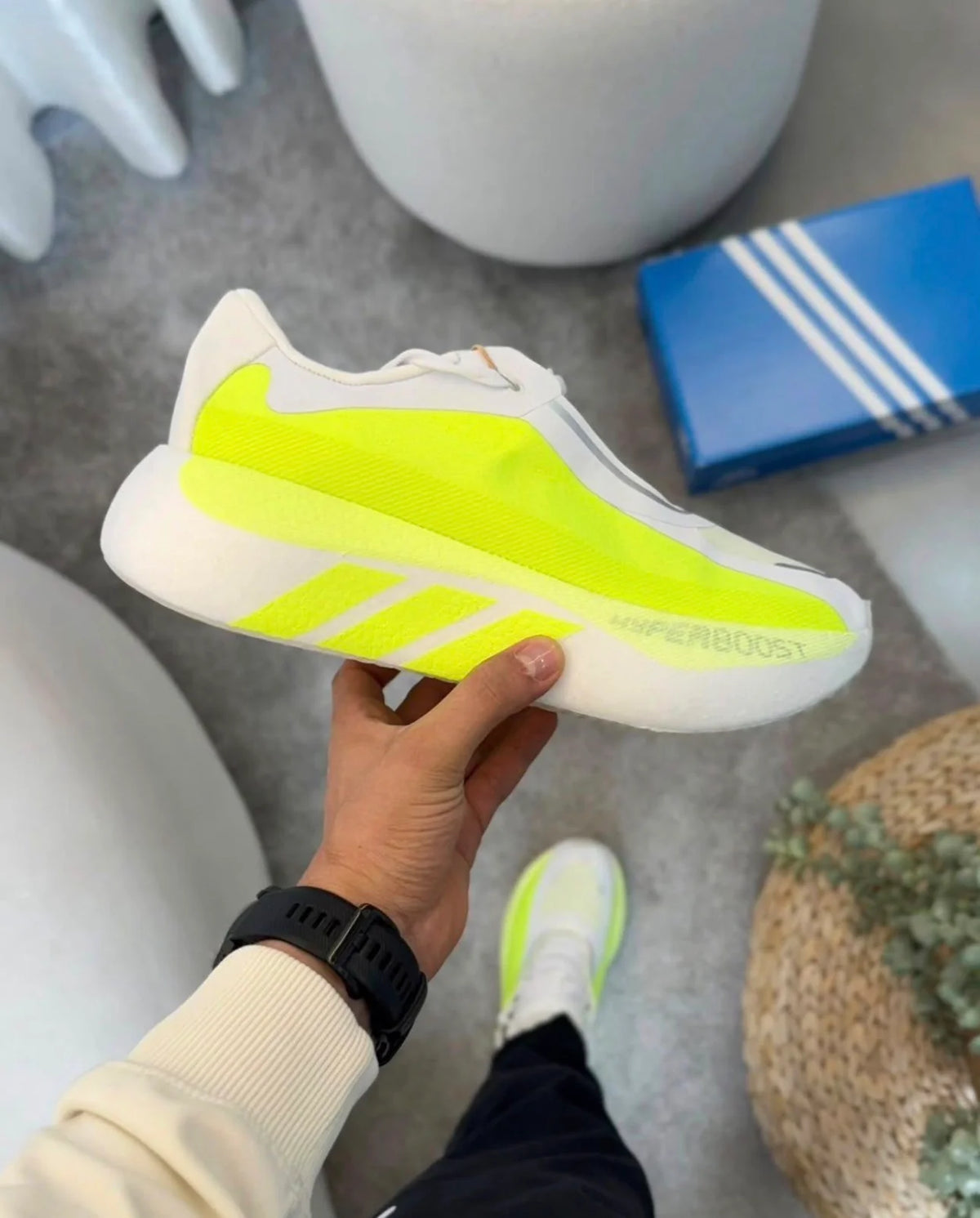 ADIDAS HYPERBOOST BLANCA / VERDE