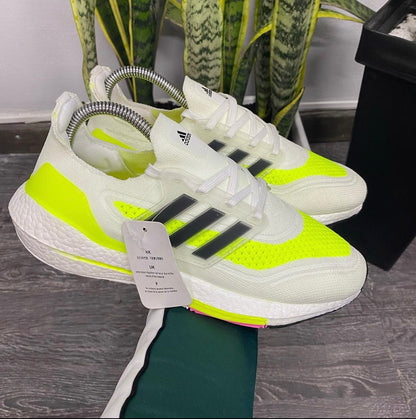 ADIDAS ULTRABOOST2022 BLANCO VERDE