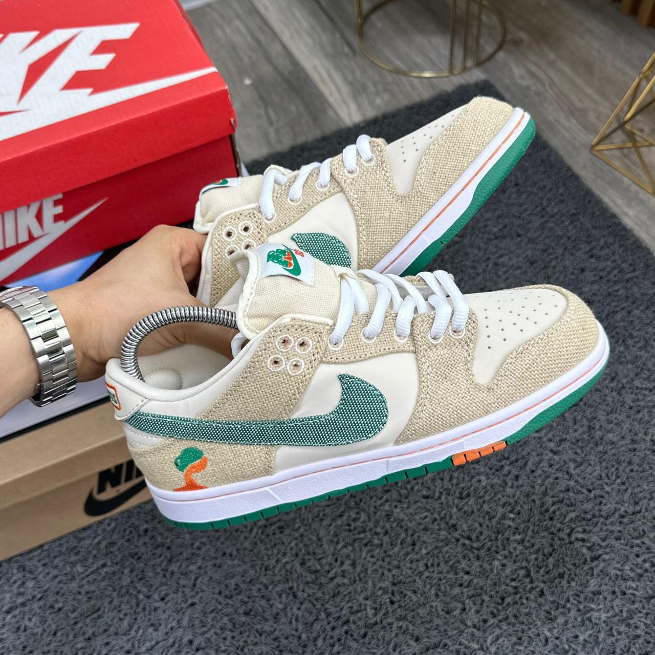 NIKE SB DUNK JARRITO